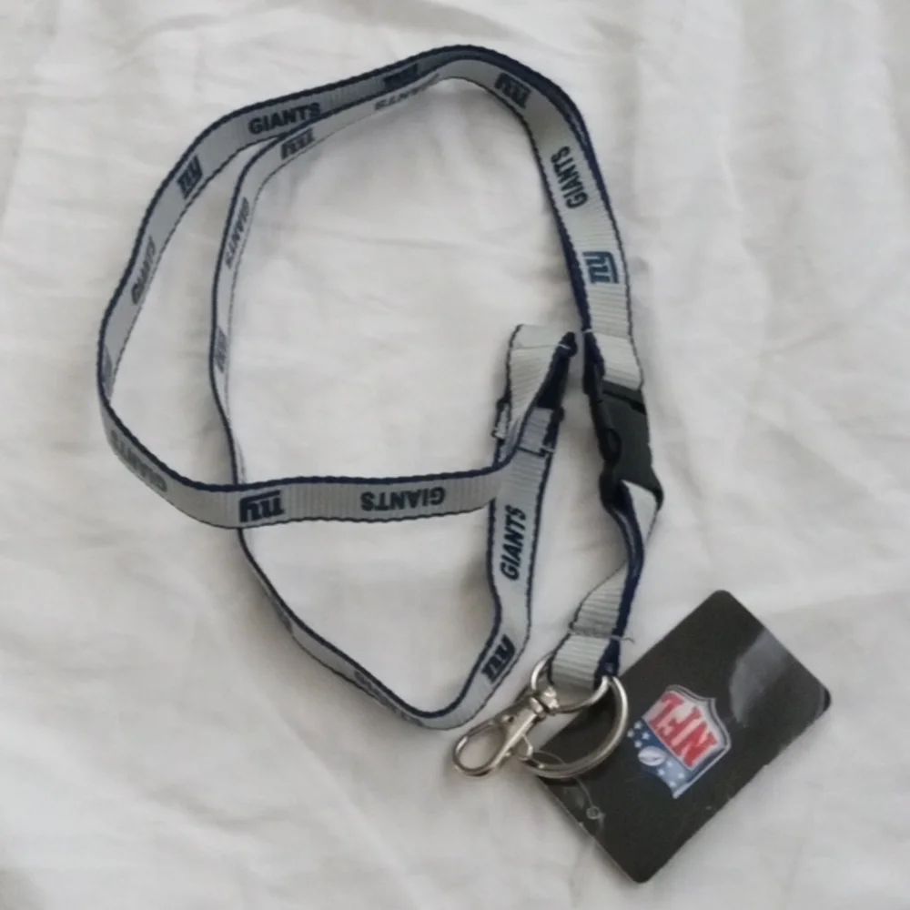NY Giants UltraTech Lanyard Keychain Badge Ticket ID Holder Car House Keys NWT
